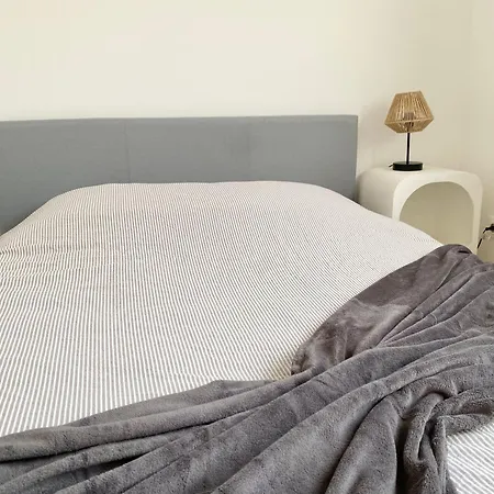 Beautiful T2 Tastefully Renovated Terrace - Madeleine Lejlighed *